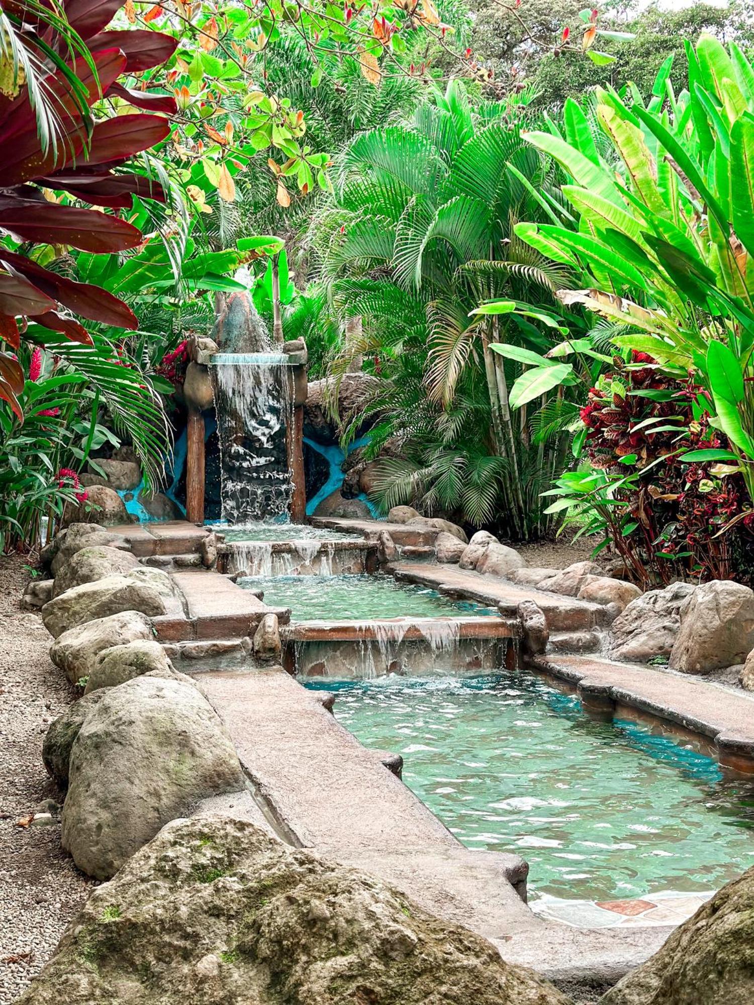 Cabanas Rio Escondido En La Fortuna 외부 사진