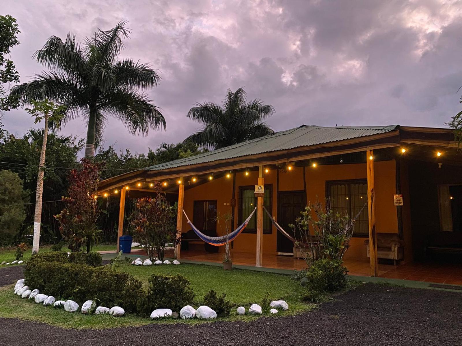 Cabanas Rio Escondido En La Fortuna 외부 사진